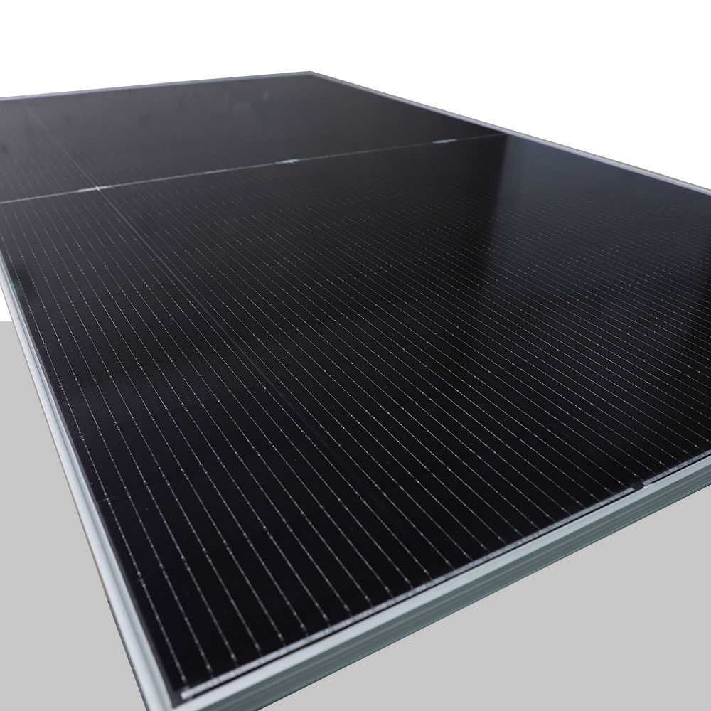 700w Black Frame Solar Module